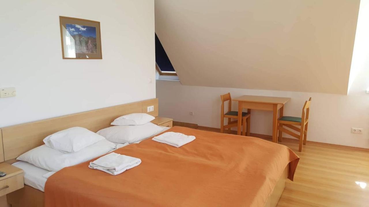Lilla Wellnessapartman Zalakaros Exterior photo